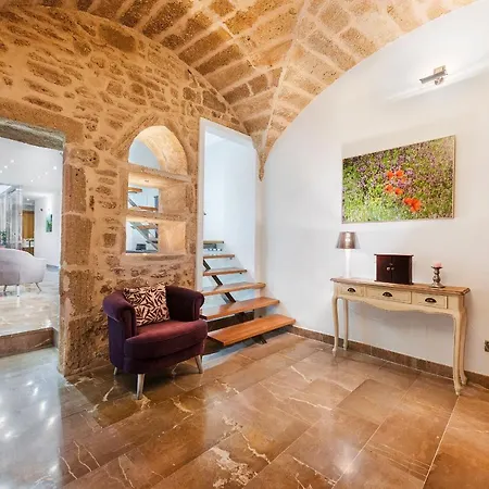 Ca Se Predine - Mediterranean Styled Townhouse Villa *