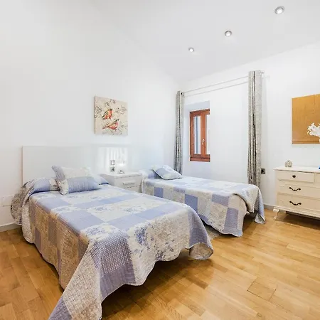 Ca Se Predine - Mediterranean Styled Townhouse Villa Alcudia (Mallorca)